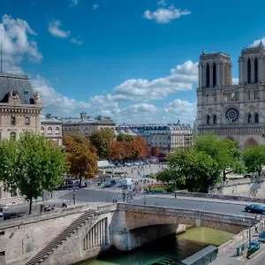 https://les-rives-de-notre-dame.fr-paris.fr